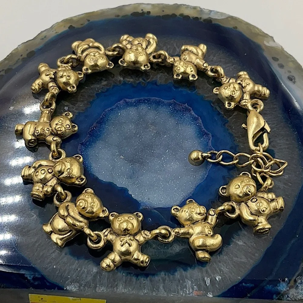 7 1/2” W/2”Ex. Golden Gold Teddy Bear Charm Bracelet With Lobster Claw Closure - Picture 2 of 7